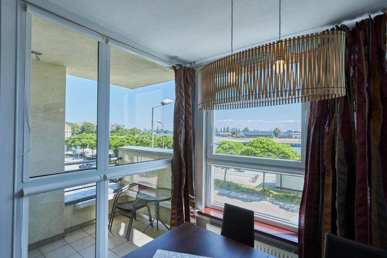 Apartamenty Swinoujscie - Apartament Nad Kanalem Esterno foto
